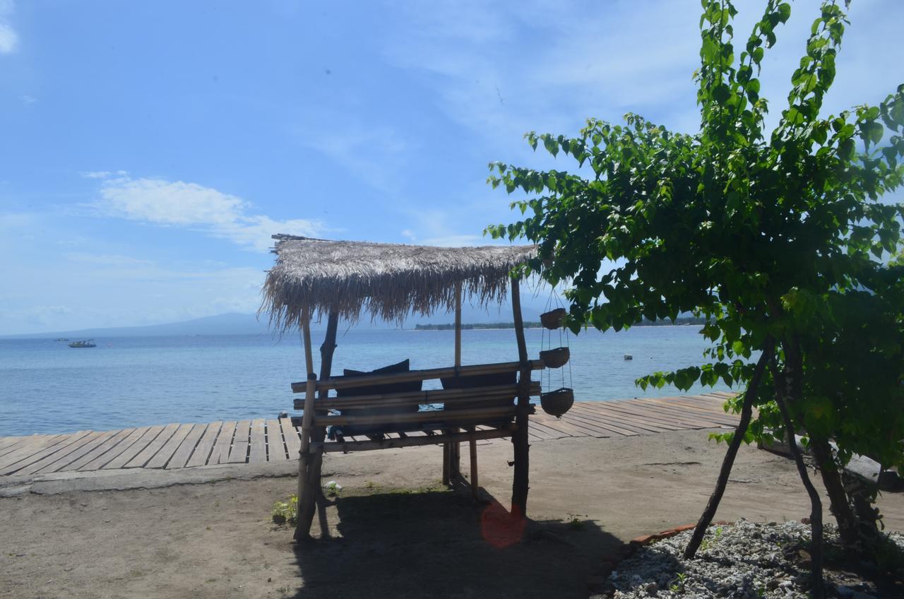 Gili Meno Eco Hostel Екстериор снимка